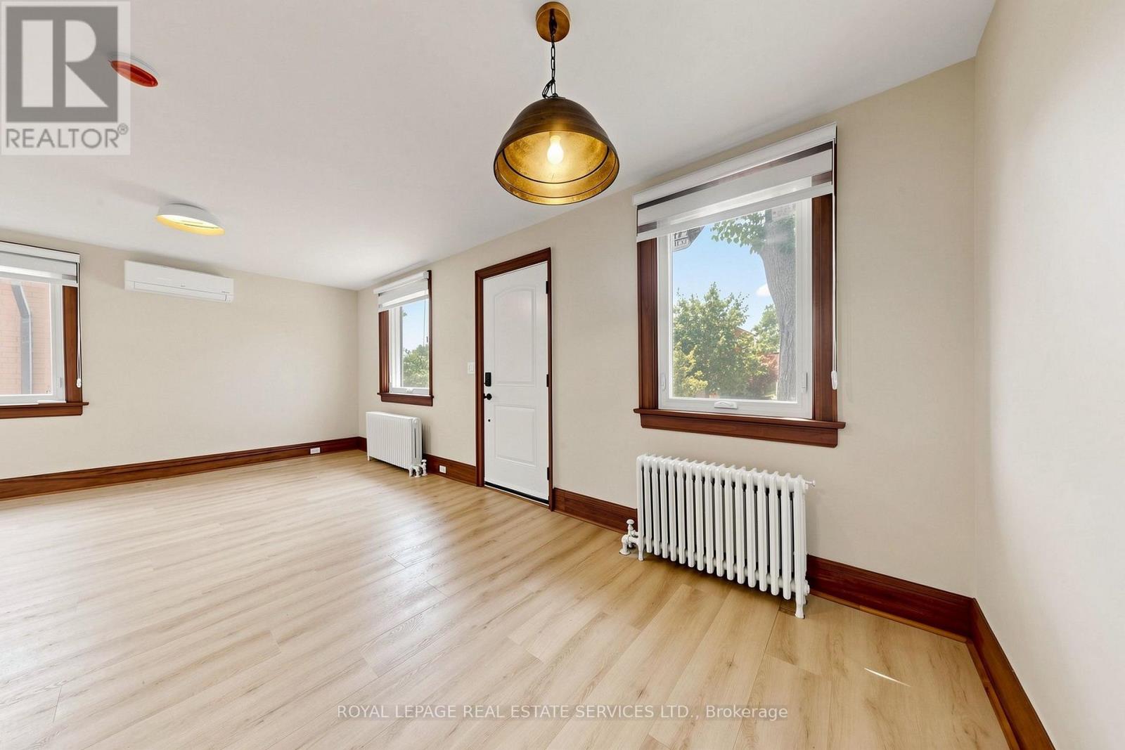 31 Rosemeade Avenue, Toronto, Ontario  M8Y 3A2 - Photo 3 - W13623286
