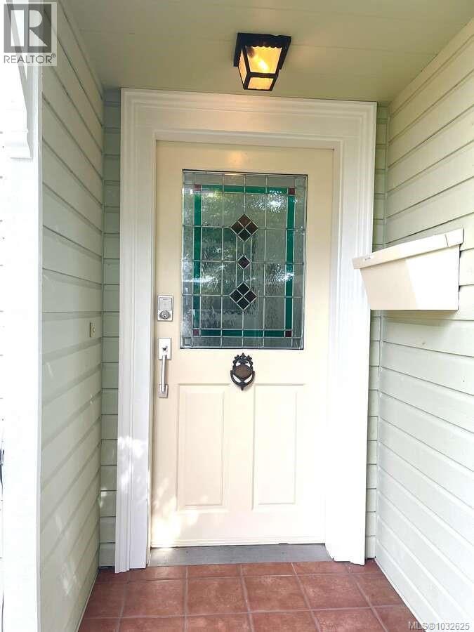 485 Head St, Esquimalt, British Columbia  V9A 5S1 - Photo 15 - 1032625