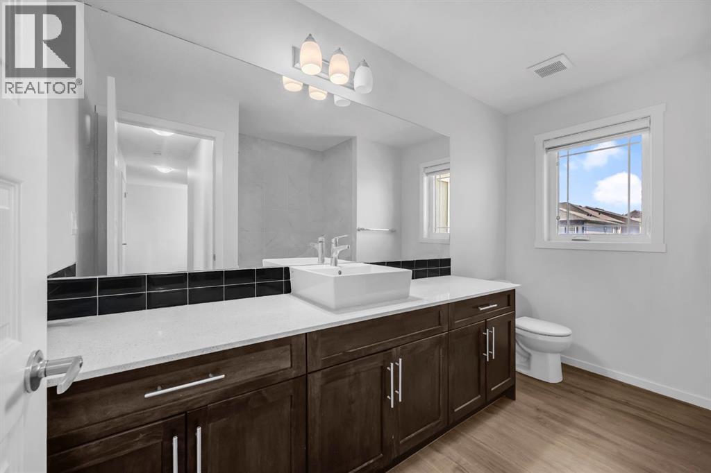 641 Southwinds Close SW, Airdrie, Alberta  T4B 5L5 - Photo 20 - A2331306