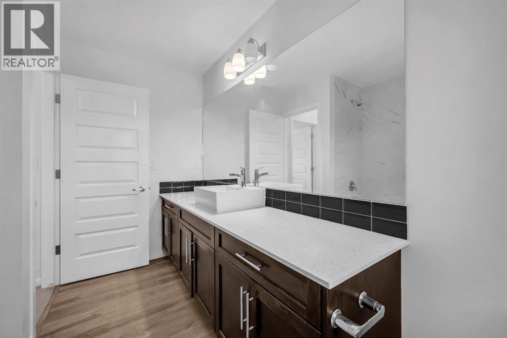 641 Southwinds Close SW, Airdrie, Alberta  T4B 5L5 - Photo 21 - A2331306