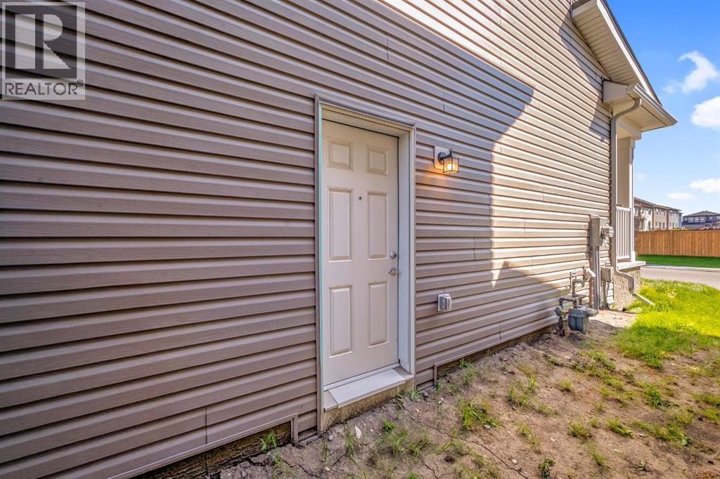 641 Southwinds Close SW, Airdrie, Alberta  T4B 5L5 - Photo 28 - A2331306