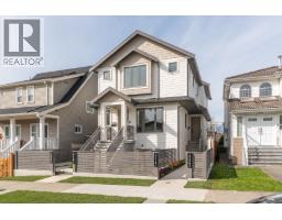 2 2263 E 35TH STREET, Vancouver, British Columbia