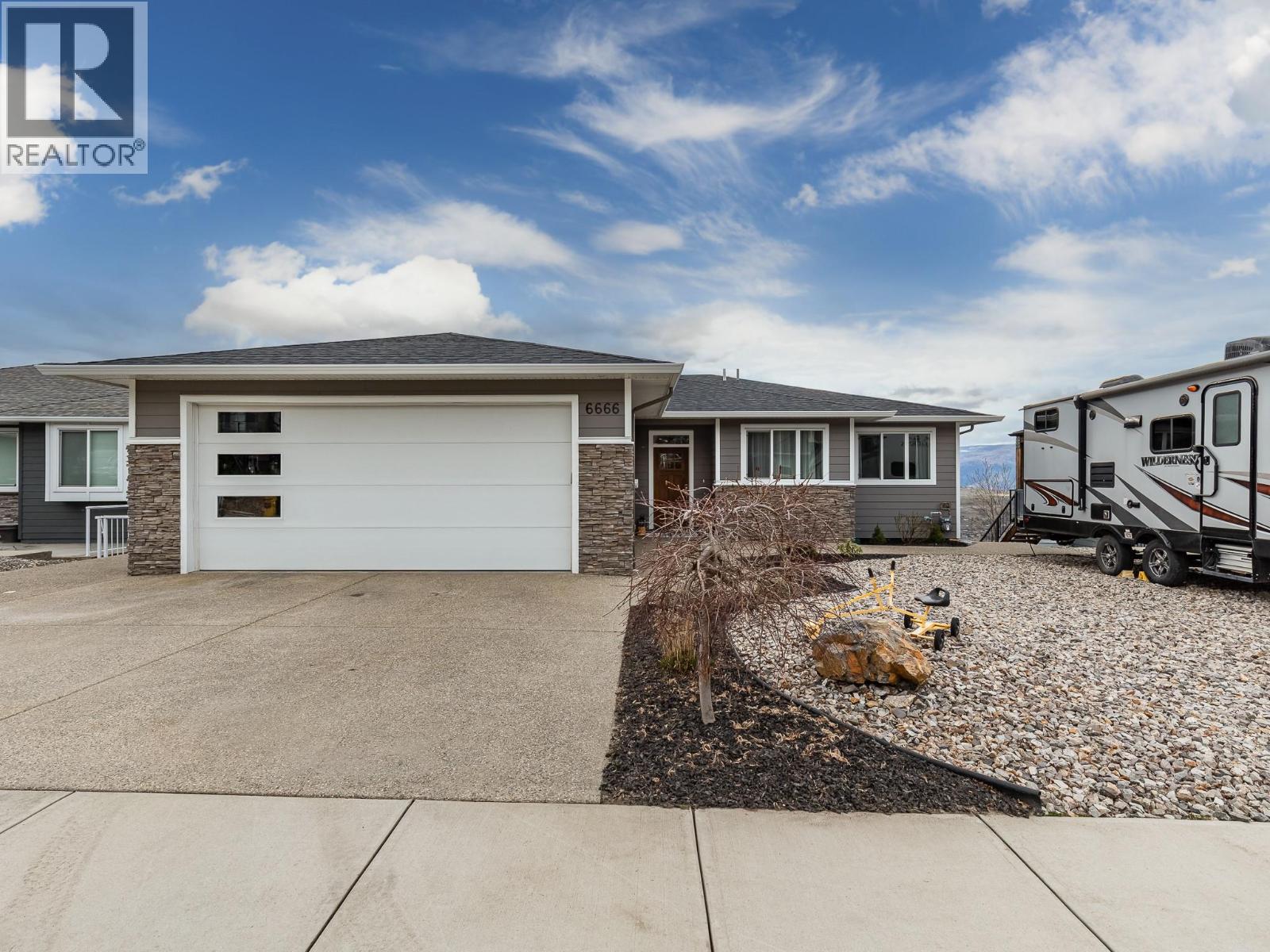 6666 Blackcomb Way, Vernon, British Columbia
