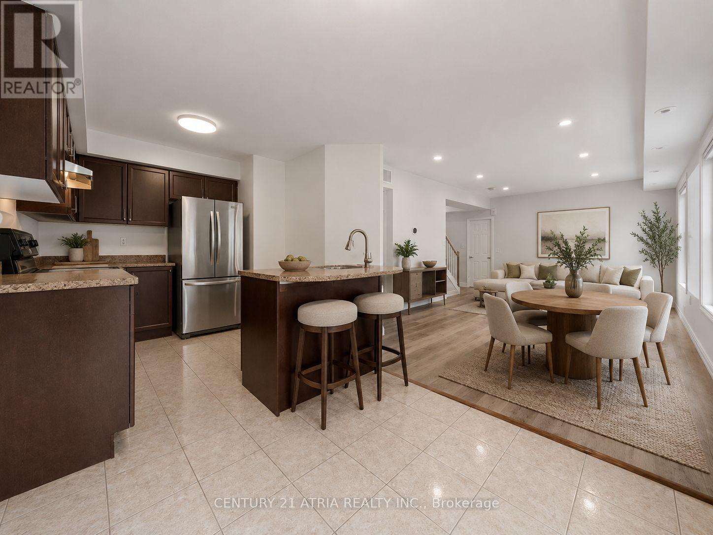 92 Louisbourg Way, Markham, Ontario  L6E 0C5 - Photo 6 - N13571198