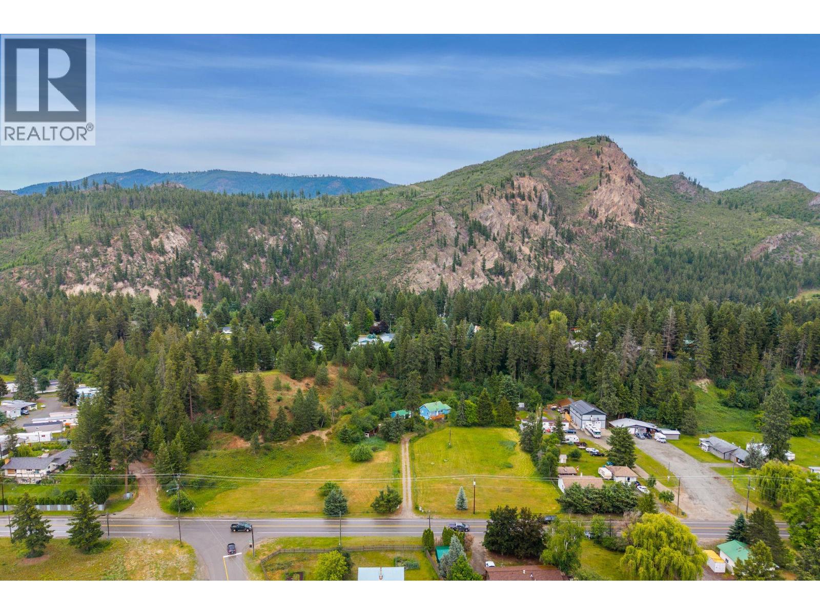 4392 Barriere Town Road, Barriere, British Columbia  V0E 1E0 - Photo 2 - 10390822