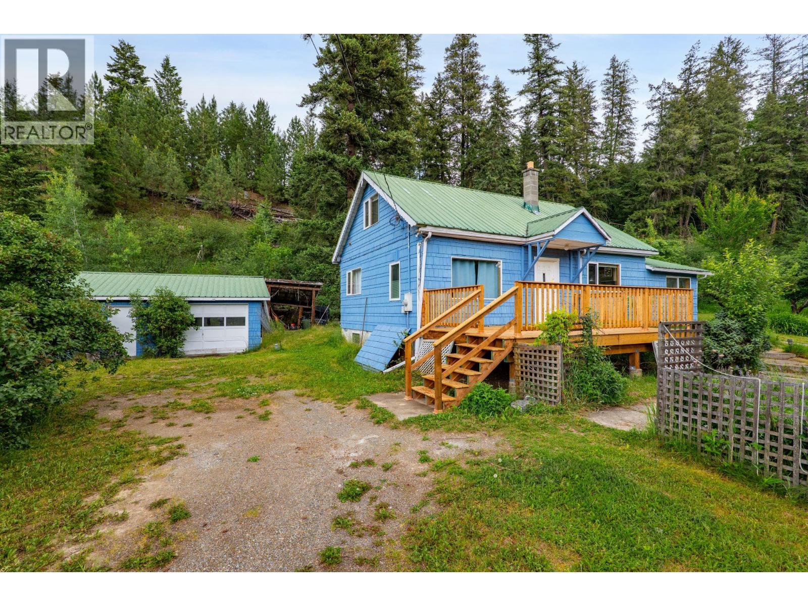 4392 Barriere Town Road, Barriere, British Columbia  V0E 1E0 - Photo 10 - 10390822