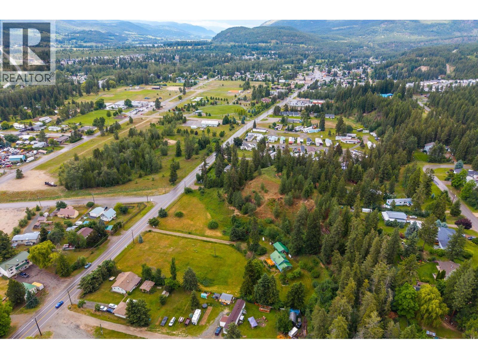4392 Barriere Town Road, Barriere, British Columbia  V0E 1E0 - Photo 43 - 10390822