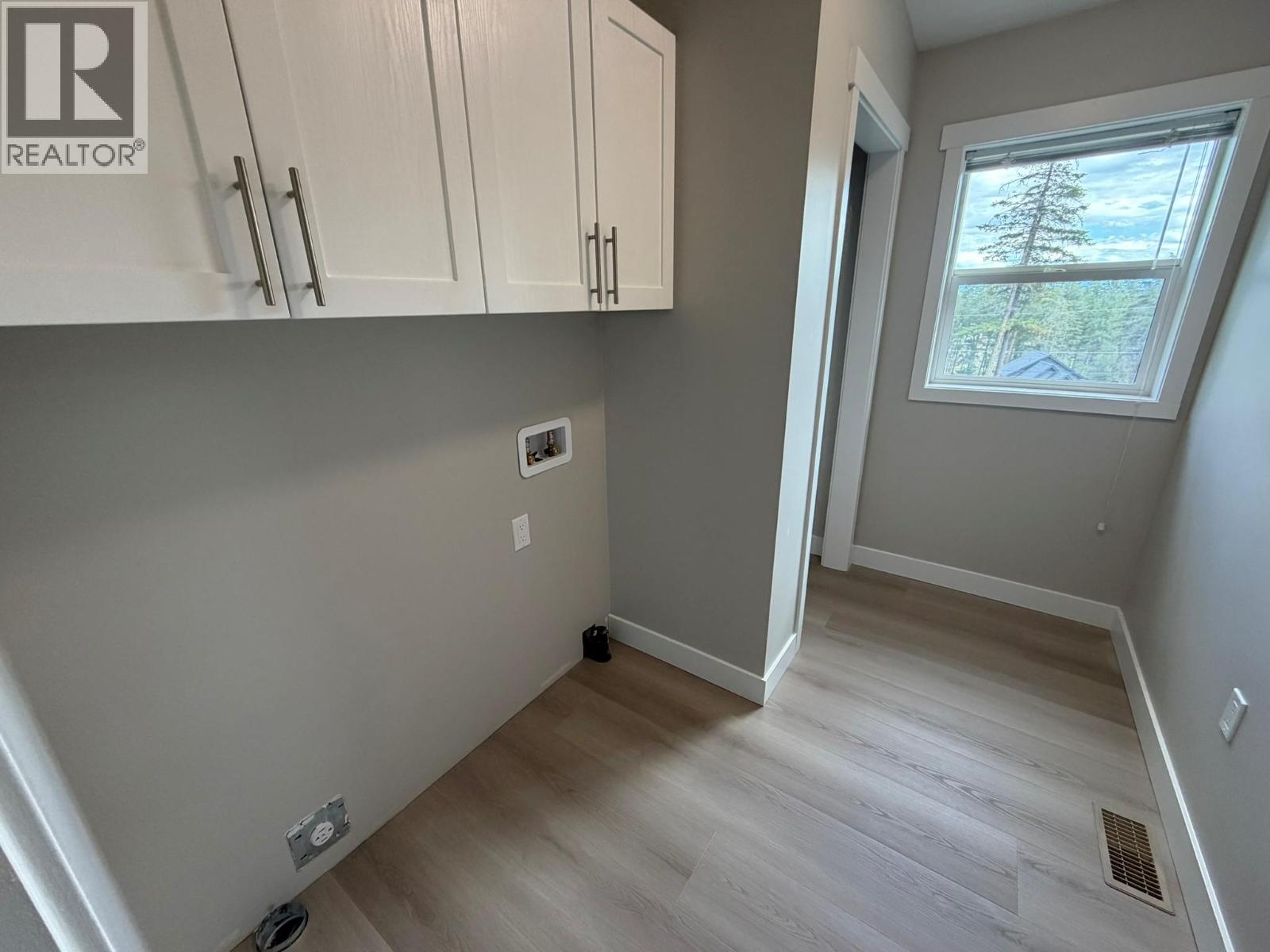 7932 Alpine Road, Kelowna, British Columbia  V1Z 3V4 - Photo 33 - 10391448