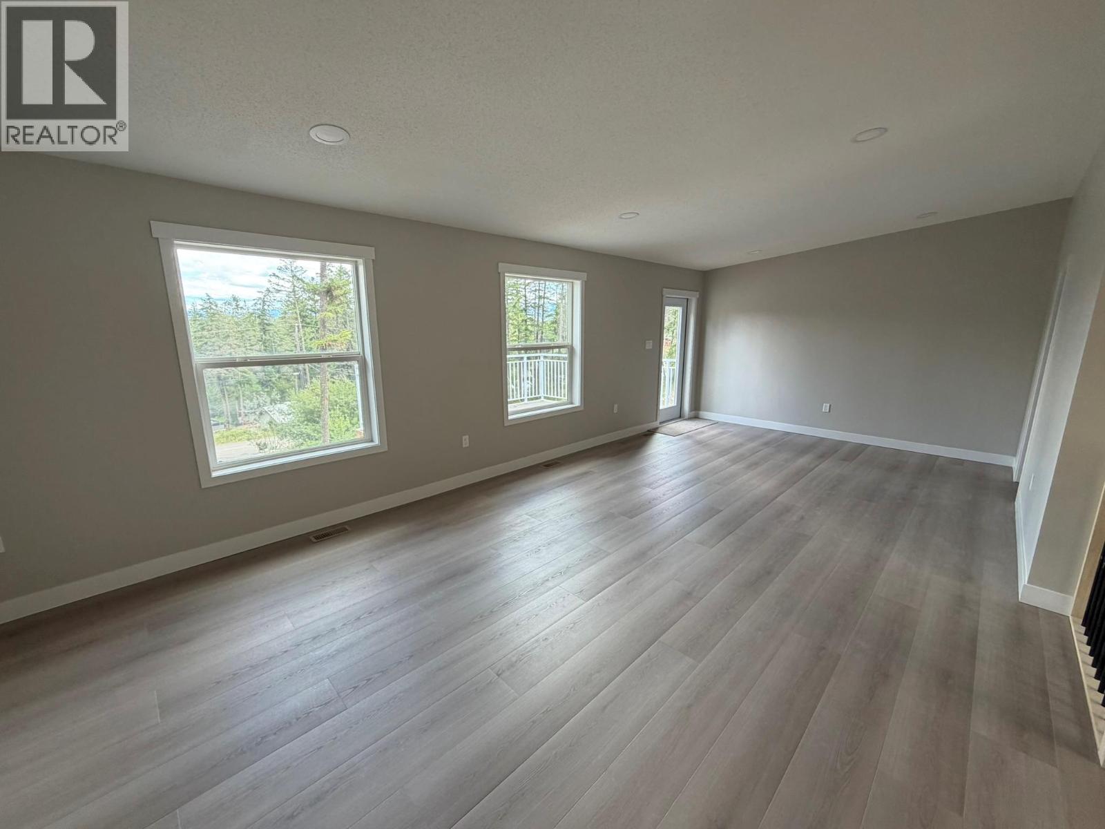 7932 Alpine Road, Kelowna, British Columbia  V1Z 3V4 - Photo 9 - 10391448