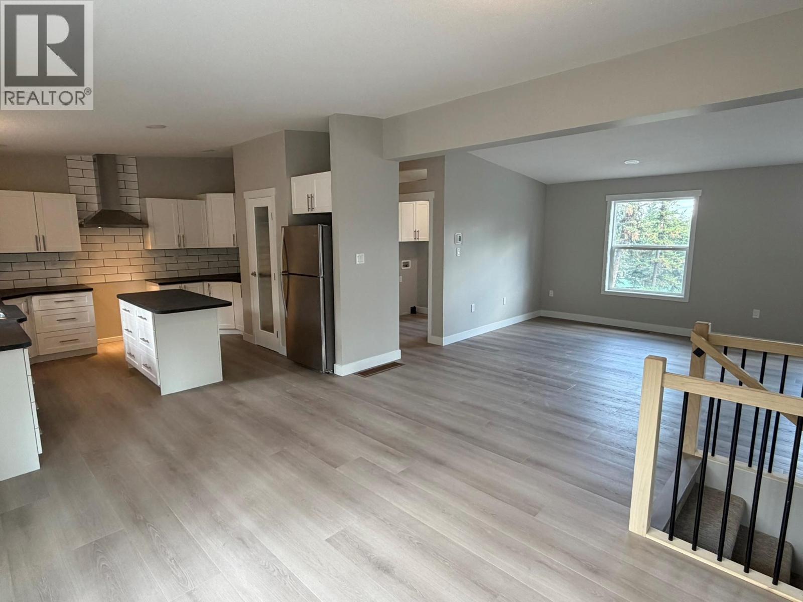 7932 Alpine Road, Kelowna, British Columbia