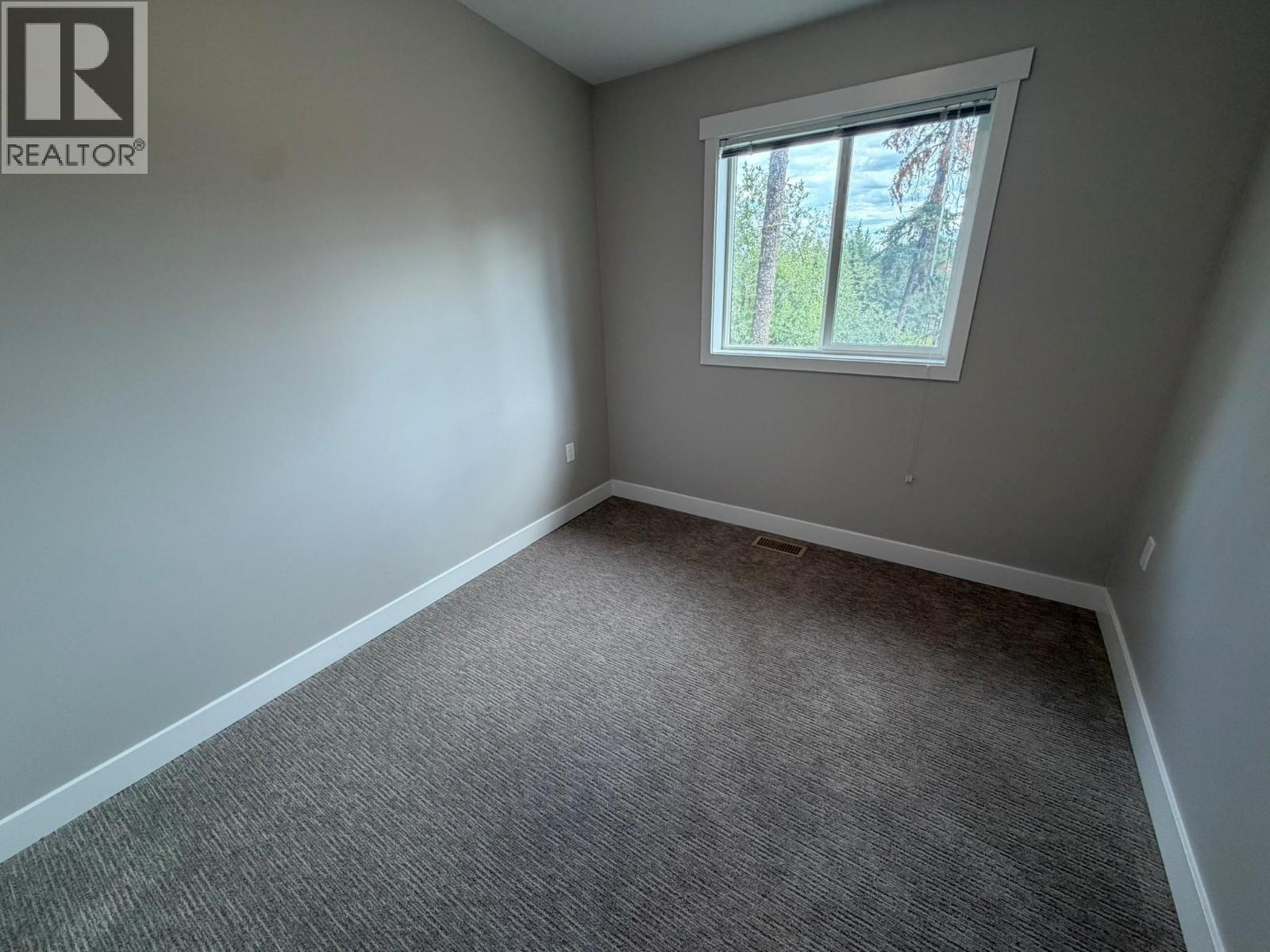 7932 Alpine Road, Kelowna, British Columbia  V1Z 3V4 - Photo 37 - 10391448