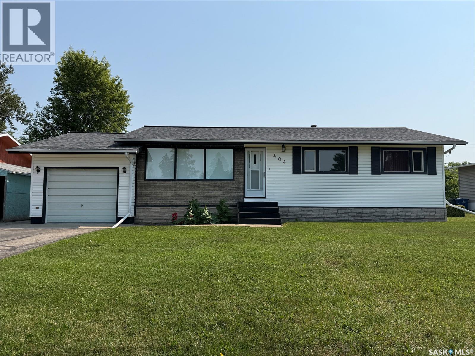 404 7th STREET E, Wynyard, Saskatchewan