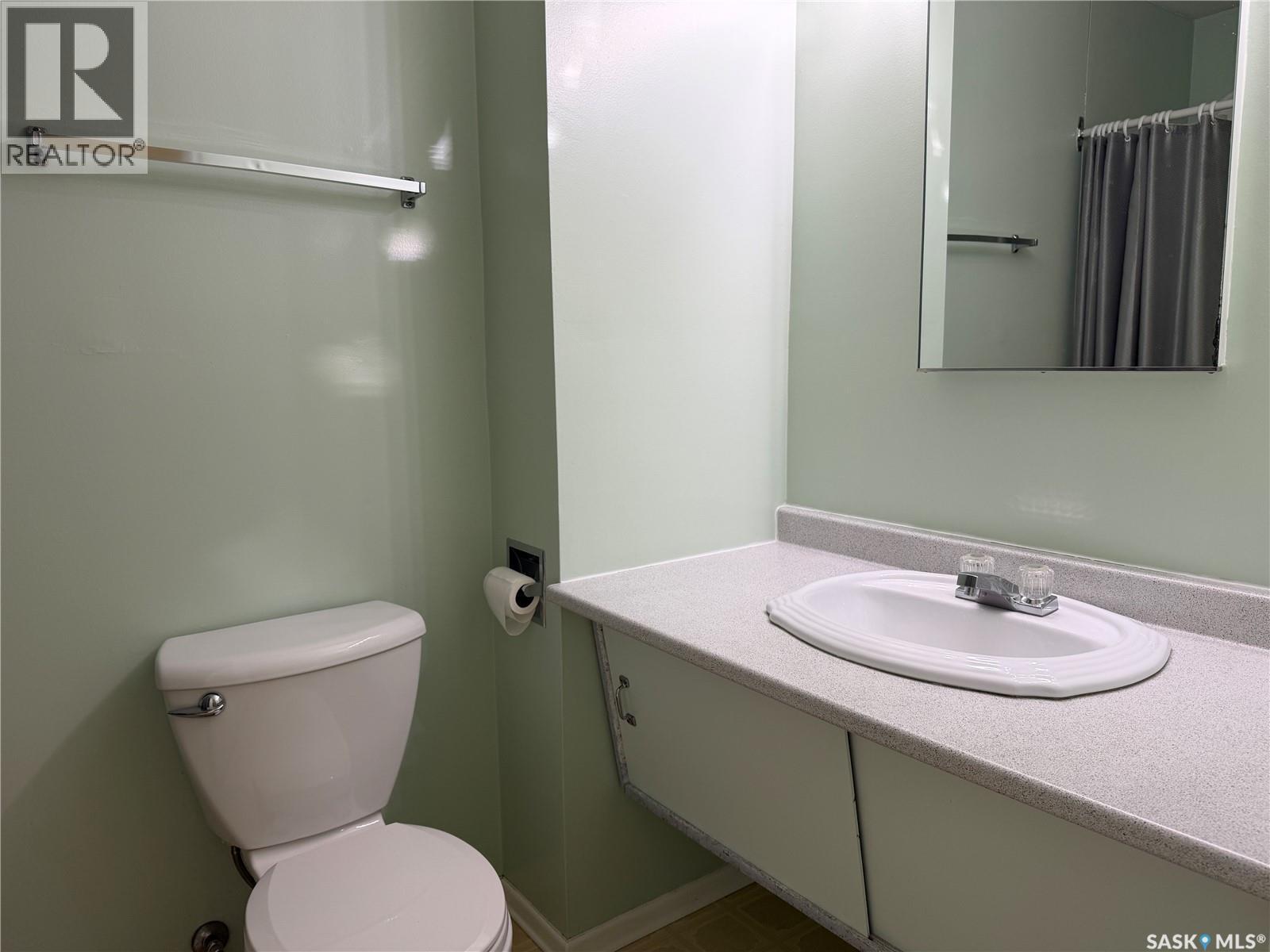 404 7th Street E, Wynyard, Saskatchewan  S0A 4T0 - Photo 19 - SK044135