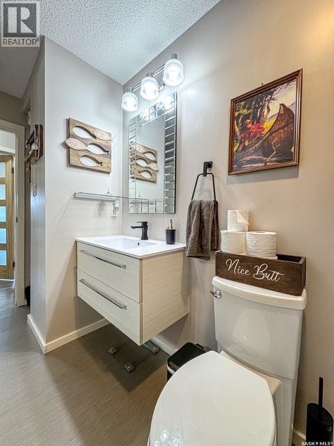 405 Northcote Drive, Swift Current, Saskatchewan  S9H 4T7 - Photo 9 - SK044042