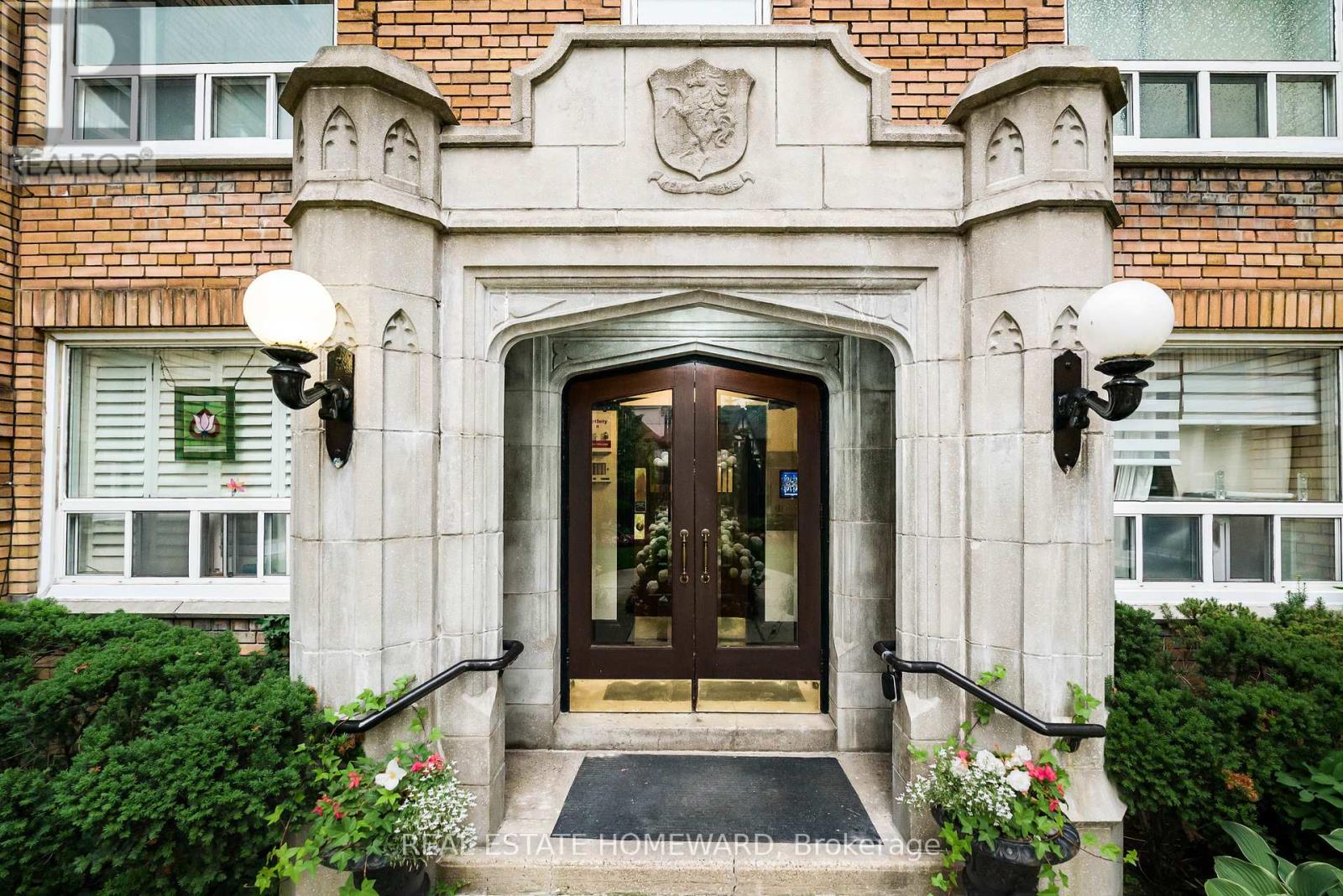 206 - 100 Oriole Parkway, Toronto, Ontario  M5P 2G8 - Photo 4 - C13623354
