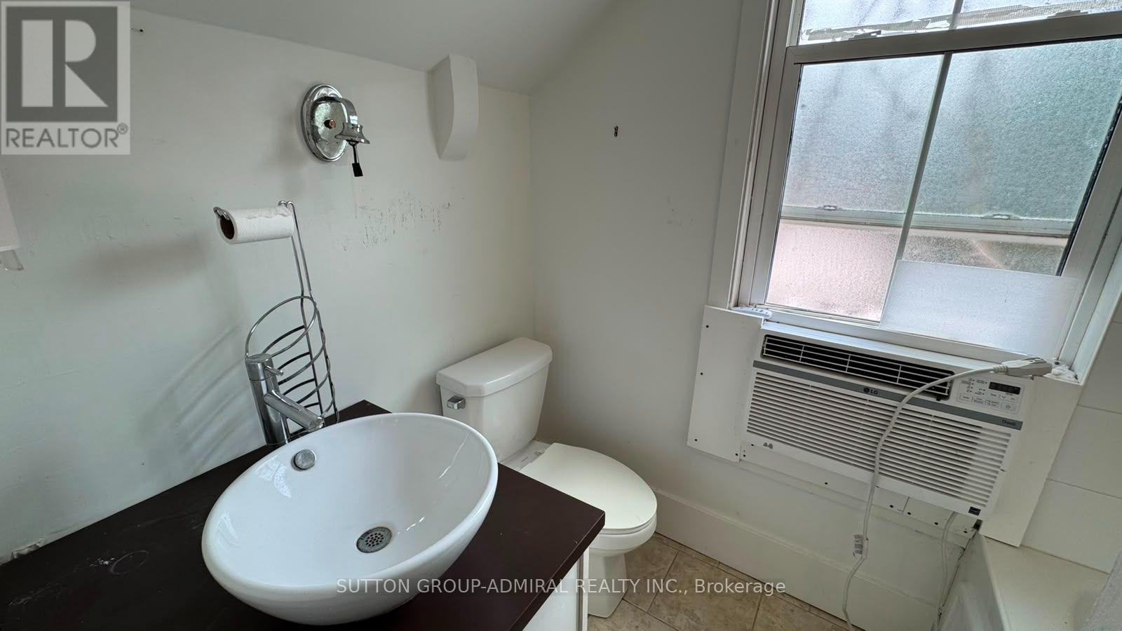 741 Gorham Street, Newmarket, Ontario  L3Y 1L7 - Photo 11 - N13623358