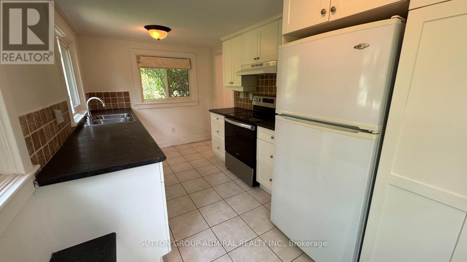741 Gorham Street, Newmarket, Ontario  L3Y 1L7 - Photo 9 - N13623358
