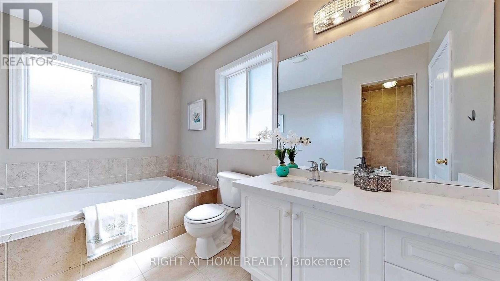 46 Danpatrick Drive, Richmond Hill, Ontario  L4S 2S7 - Photo 17 - N13623366