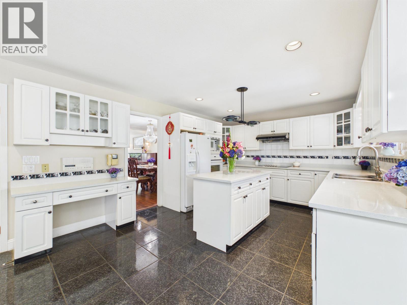7629 Arthur Avenue, Burnaby, British Columbia  V5J 4G4 - Photo 10 - R3151375