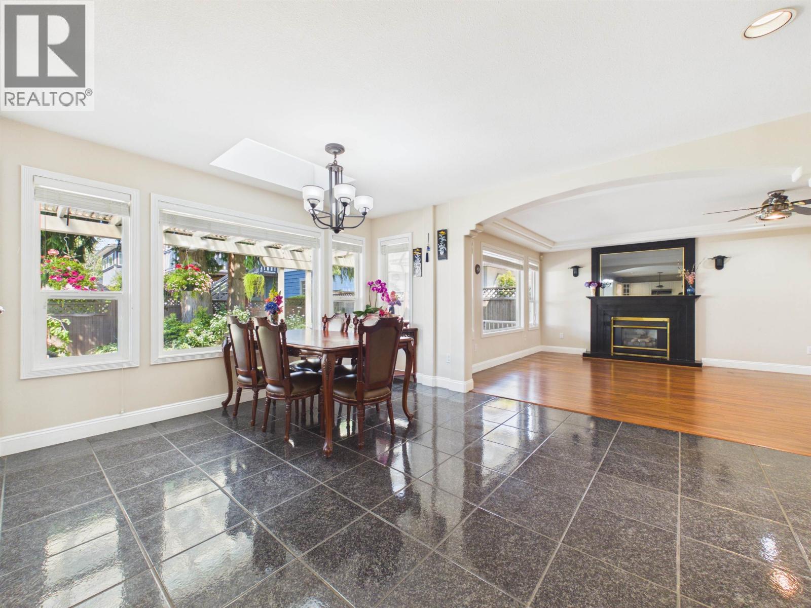 7629 Arthur Avenue, Burnaby, British Columbia  V5J 4G4 - Photo 12 - R3151375