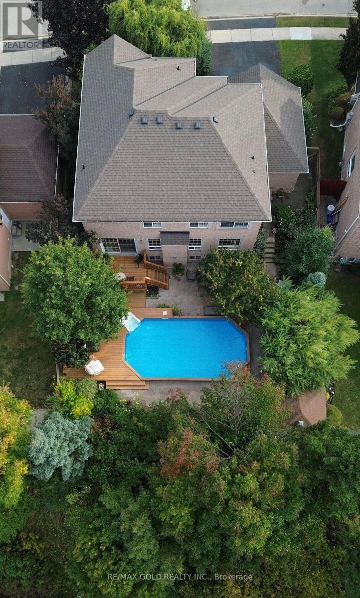40 Maldives Crescent, Brampton, Ontario  L6P 1L3 - Photo 45 - W13623324