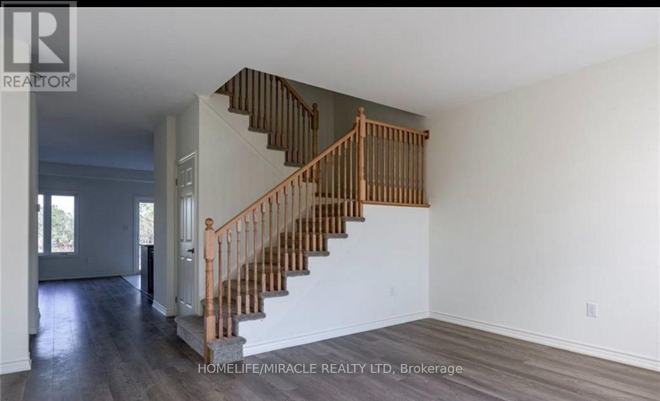 1444 Marina Drive, Fort Erie, Ontario  L2A 0C7 - Photo 2 - X13623328