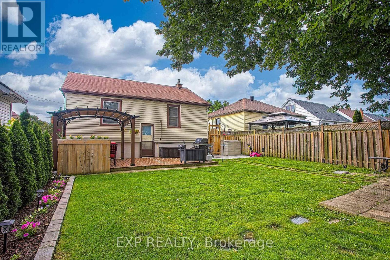 22 East 11th Street, Hamilton, Ontario  L9A 3T2 - Photo 24 - X13623368