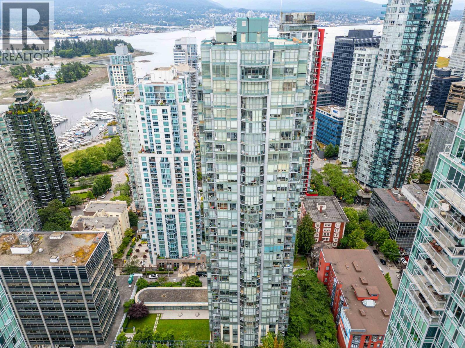2304 1239 W GEORGIA STREET, Vancouver, British Columbia
