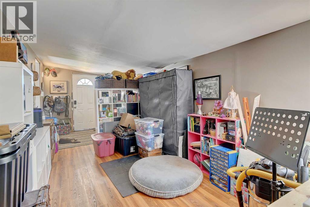 12038 97 Street, Grande Prairie, Alberta  T8V 5J1 - Photo 3 - A2333403