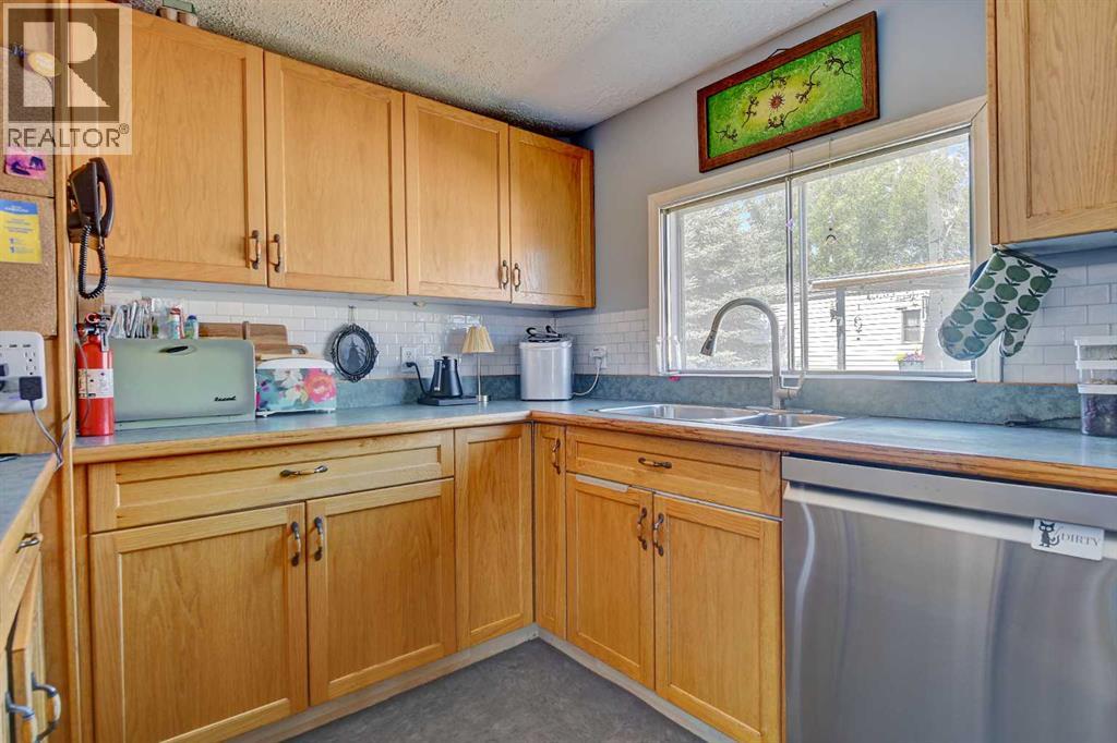 12038 97 Street, Grande Prairie, Alberta  T8V 5J1 - Photo 6 - A2333403
