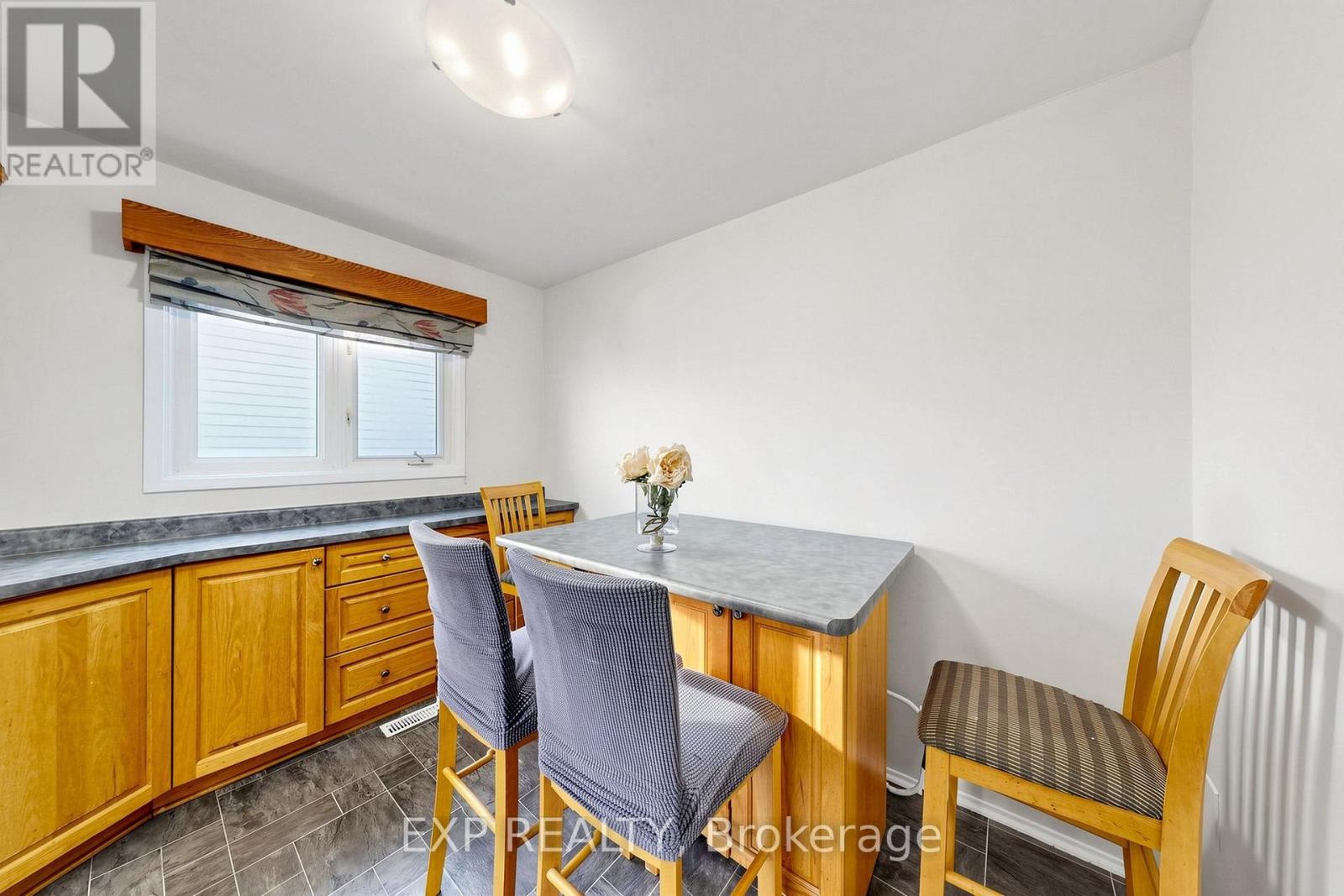 29 Mikado Crescent N, Brampton, Ontario  L6S 3R4 - Photo 17 - W13623398
