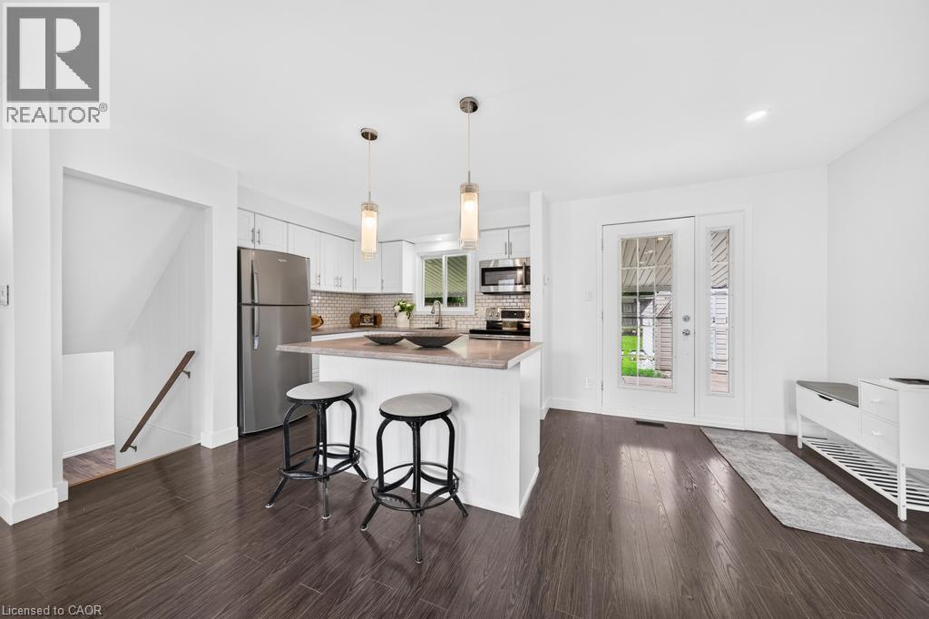 8 Acadia Crescent, St. Catharines, Ontario  L2P 1H8 - Photo 10 - 40846970