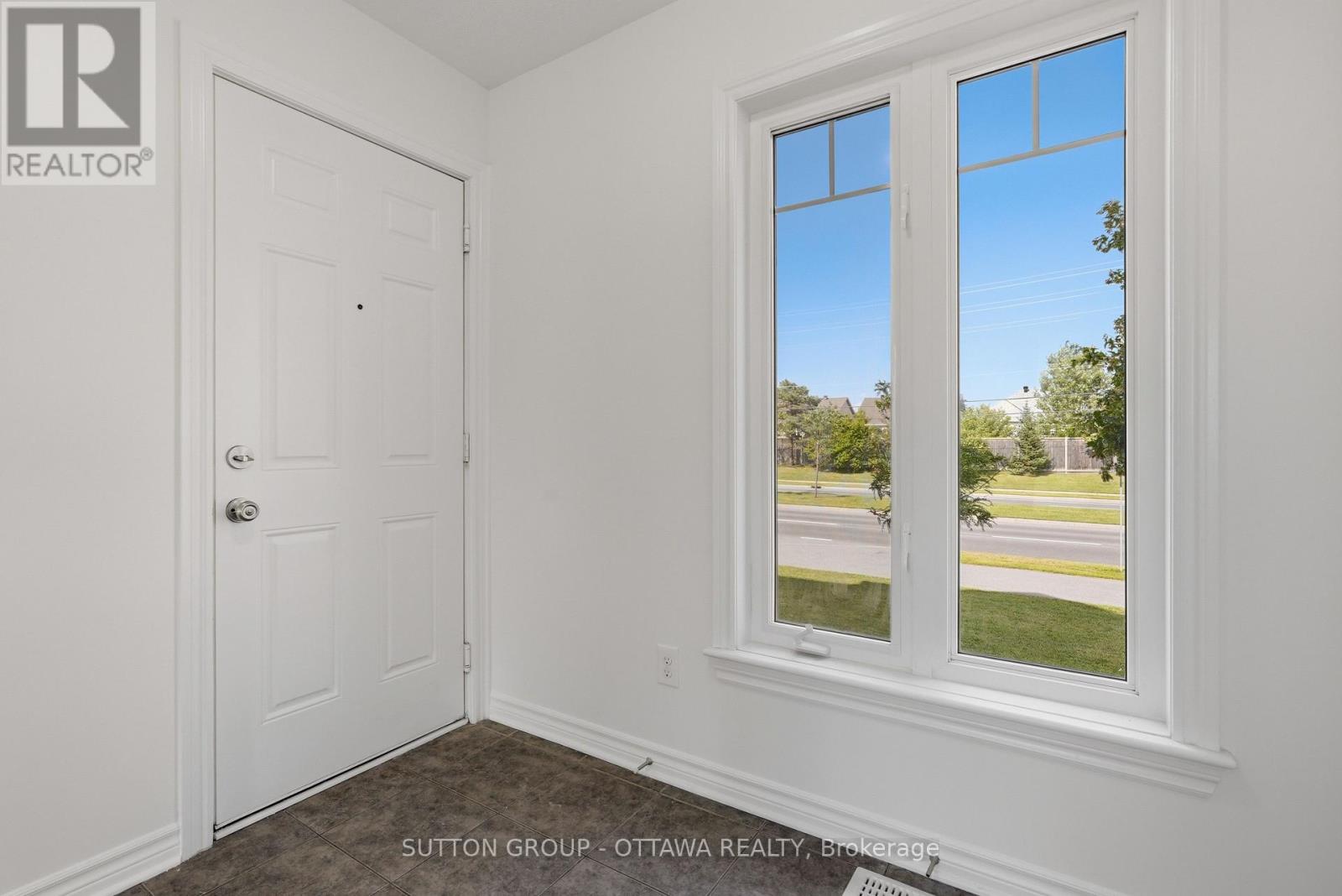 2563 Longfields Drive, Ottawa, Ontario  K2J 2L7 - Photo 5 - X13623432