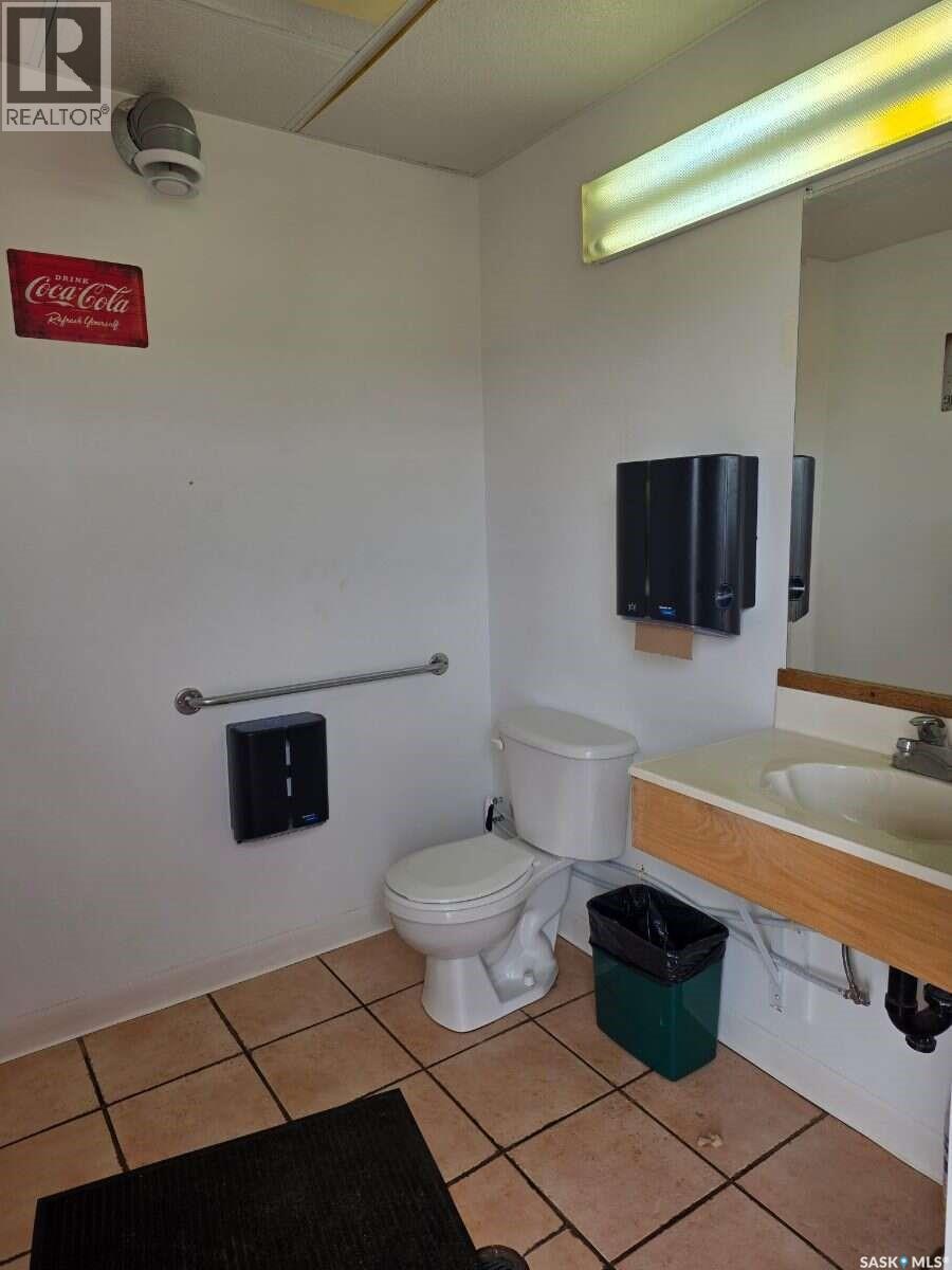 925 5th Avenue W, Shaunavon, Saskatchewan  S0N 2M0 - Photo 14 - SK044158