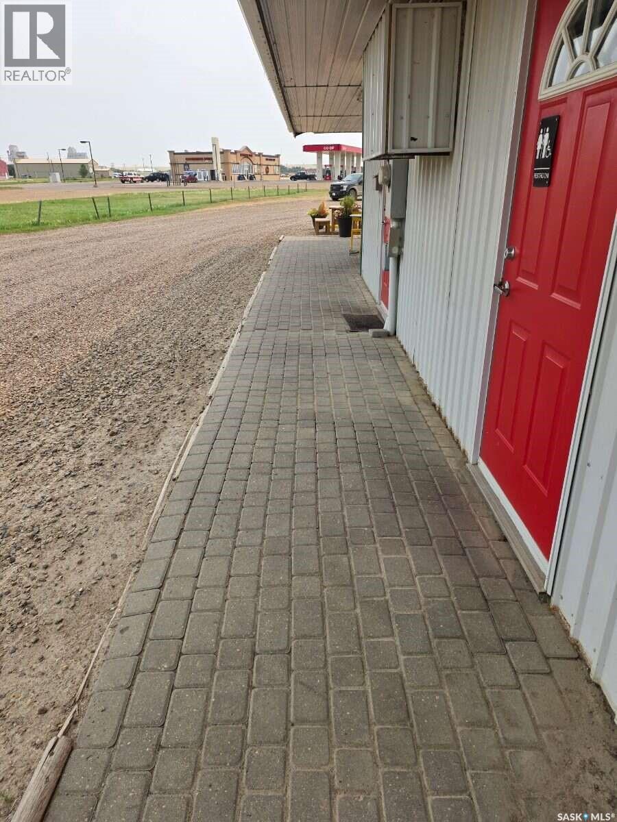 925 5th Avenue W, Shaunavon, Saskatchewan  S0N 2M0 - Photo 16 - SK044158