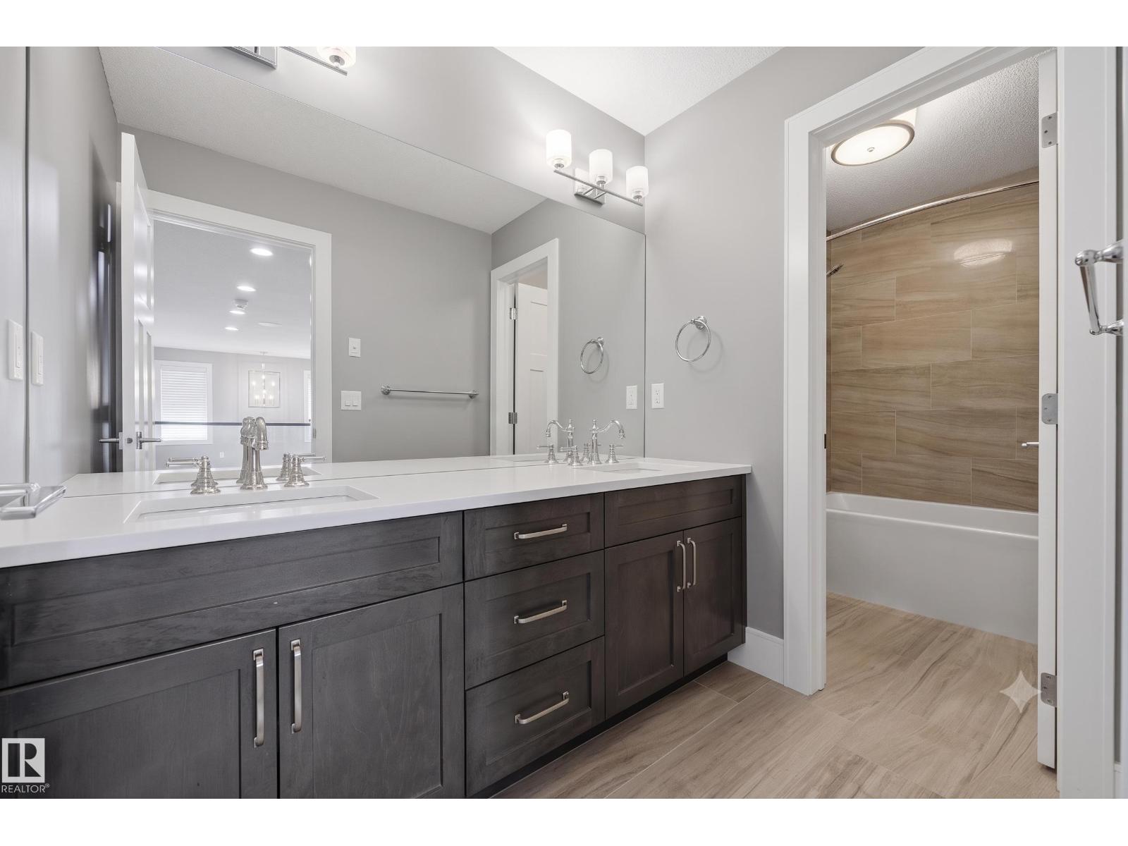 1305 Hainstock Wy Sw, Edmonton, Alberta  T6W 3B6 - Photo 39 - E4496023