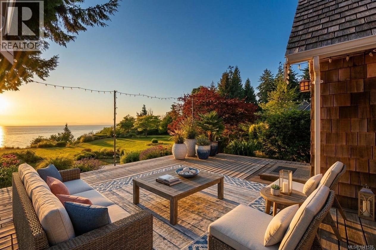 9259 Invermuir Rd, Sooke, British Columbia