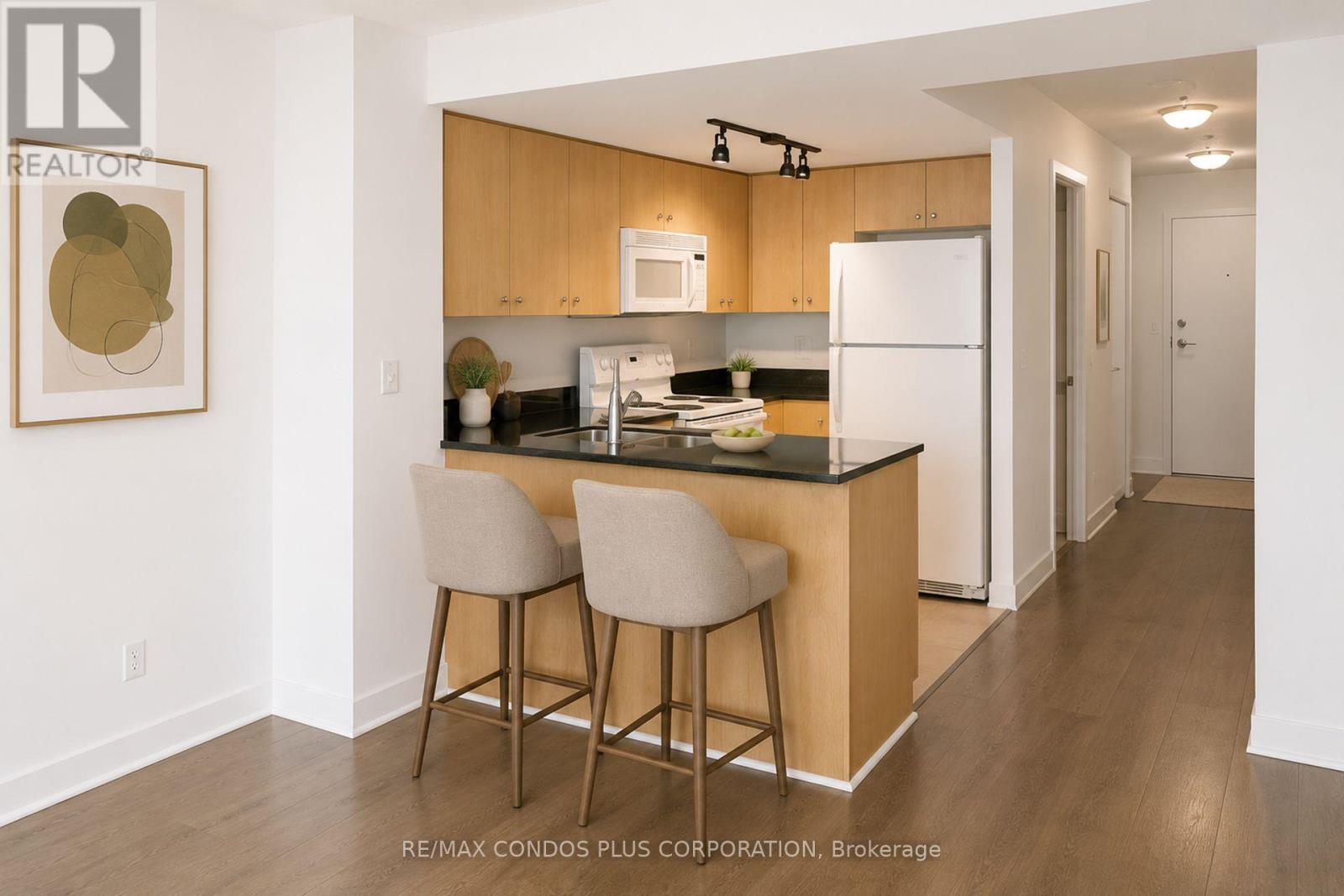 705 - 381 Front Street W, Toronto (Waterfront Communities), Ontario  M5V 3R8 - Photo 2 - C13623480