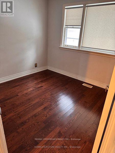 Main Level - 6 Nero Court S, Toronto (Eglinton East), Ontario  M1K 4V5 - Photo 9 - E13623478