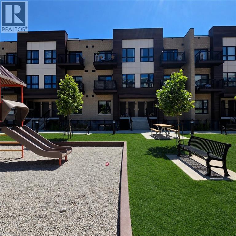 20 PALACE Place Unit# E9, Kitchener, Ontario