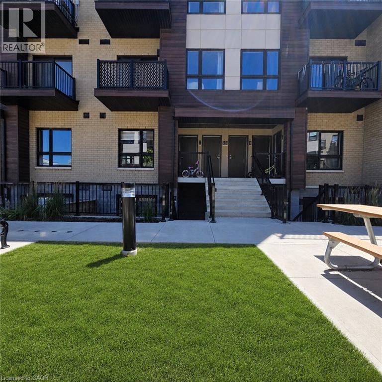 20 Palace Place Unit# E9, Kitchener, Ontario  N2E 0J3 - Photo 2 - 40852258
