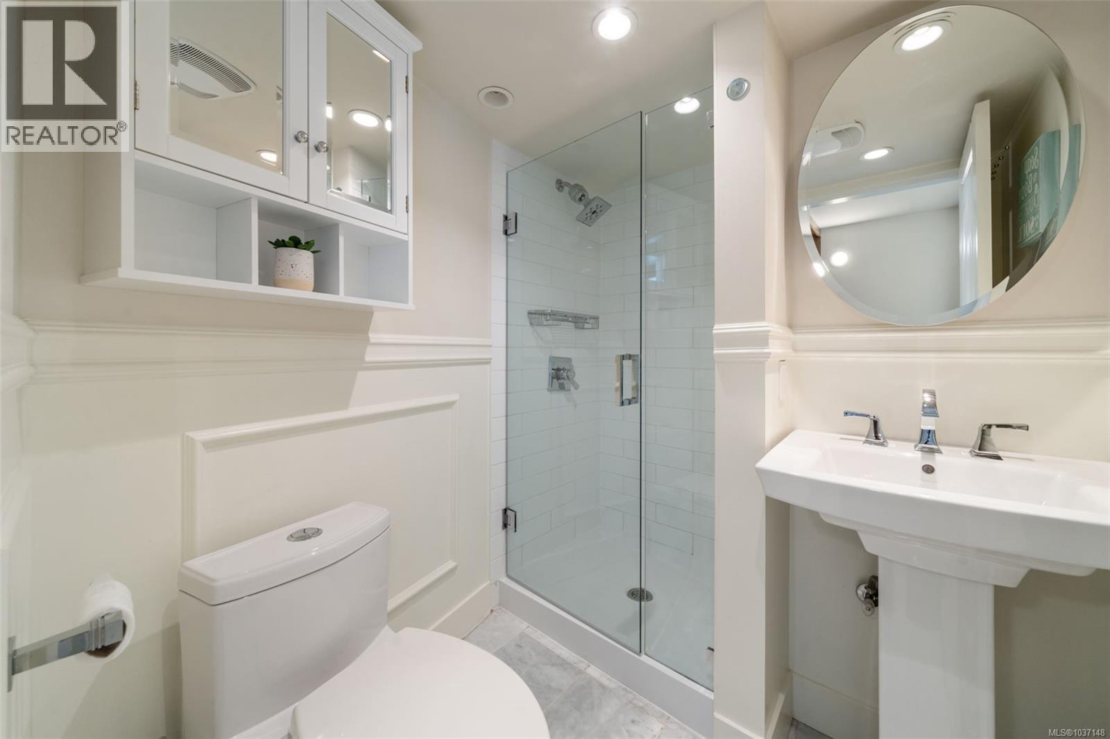 1145 Meares St, Victoria, British Columbia  V8V 3J9 - Photo 13 - 1037148