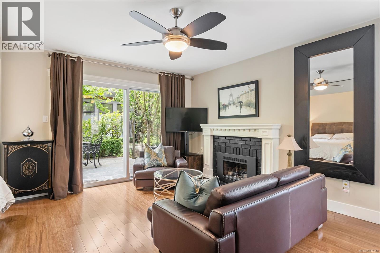 1145 Meares St, Victoria, British Columbia  V8V 3J9 - Photo 36 - 1037148