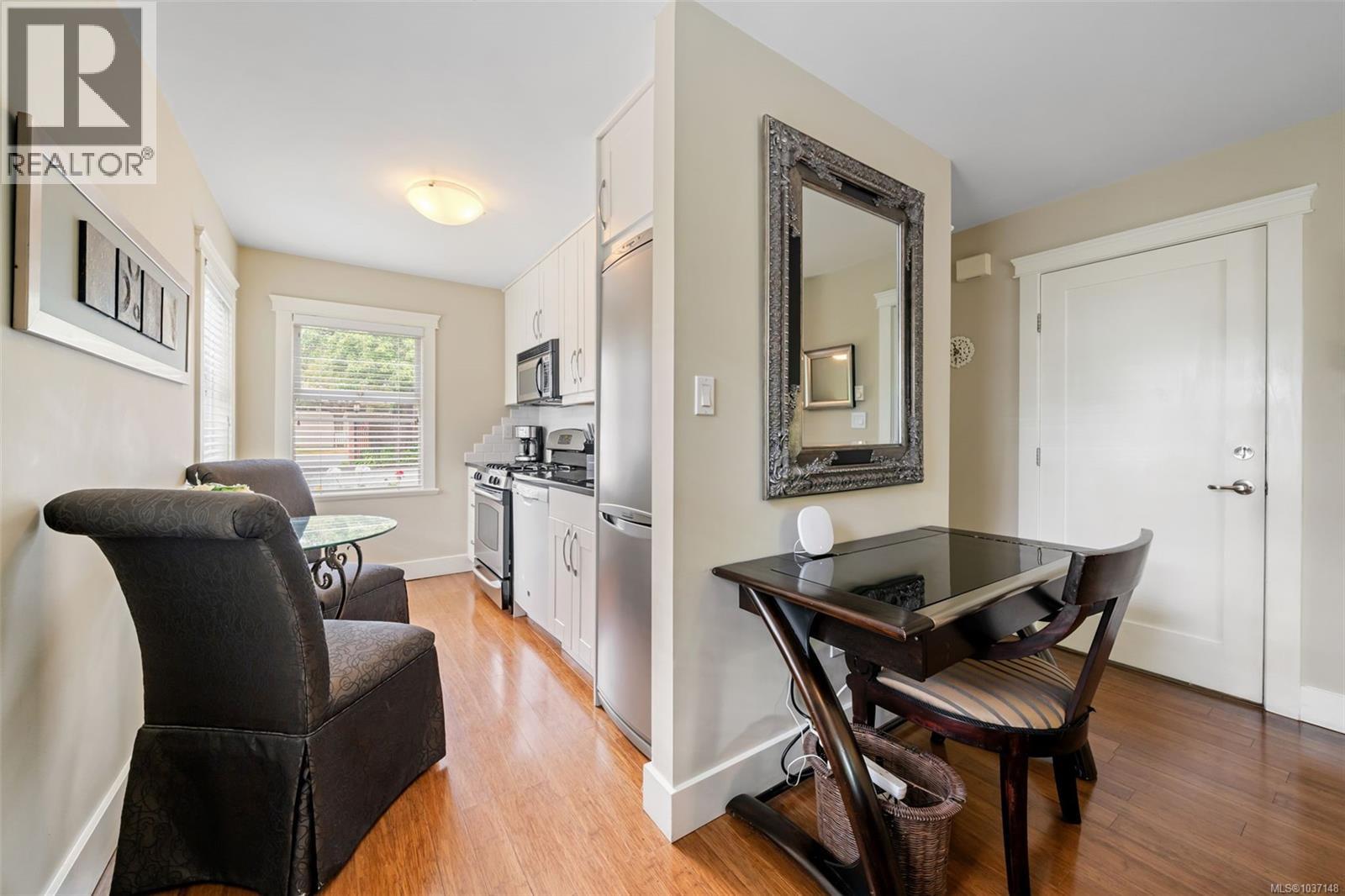 1145 Meares St, Victoria, British Columbia  V8V 3J9 - Photo 37 - 1037148