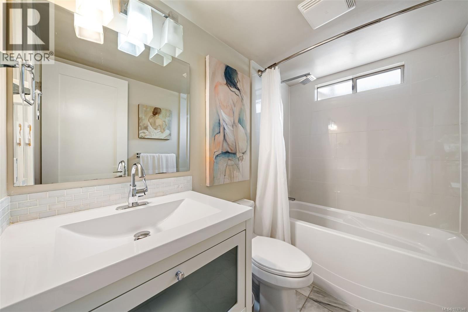 1145 Meares St, Victoria, British Columbia  V8V 3J9 - Photo 39 - 1037148