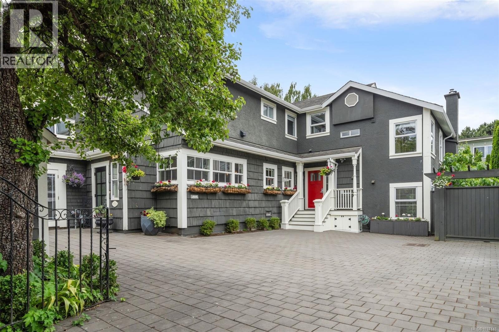 1145 Meares St, Victoria, British Columbia  V8V 3J9 - Photo 60 - 1037148