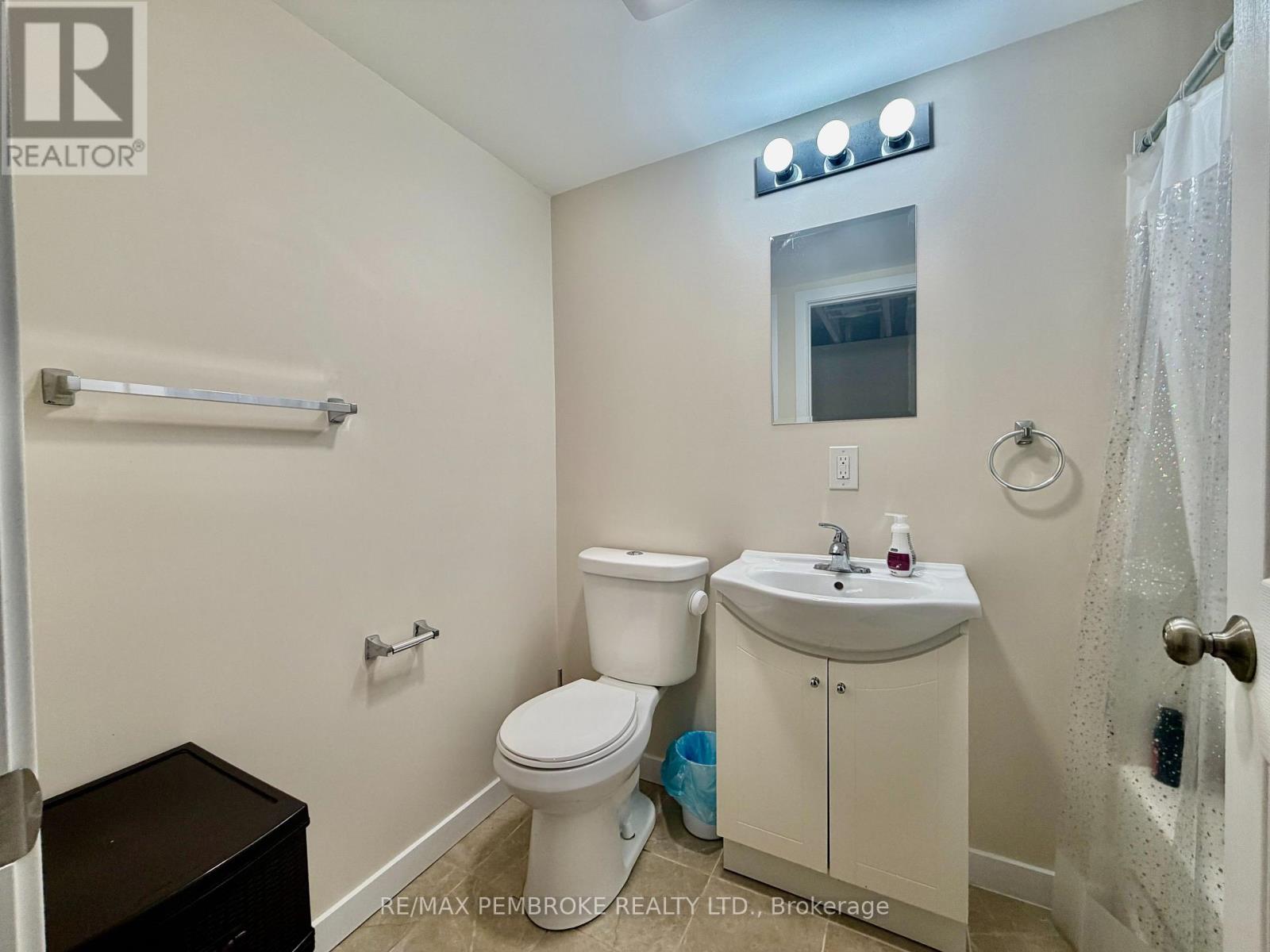 23 Doran Road, Petawawa, Ontario  K8H 1P8 - Photo 14 - X13538290