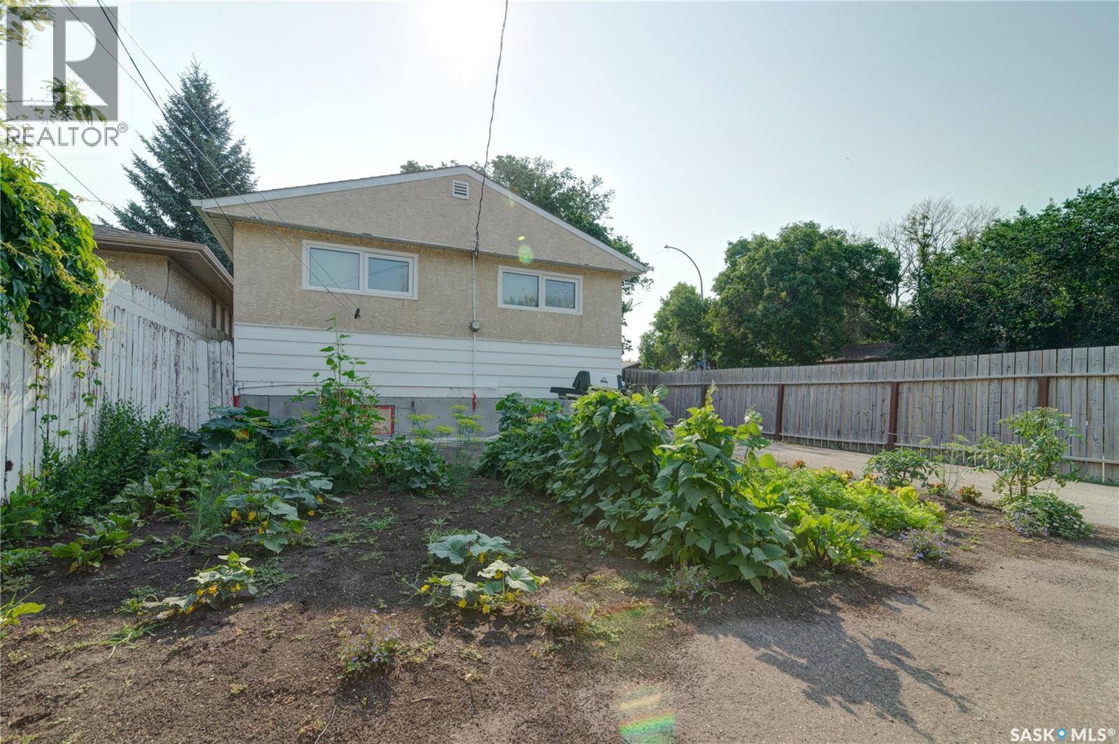 180 Osler Street, Regina, Saskatchewan  S4R 1V2 - Photo 26 - SK044159
