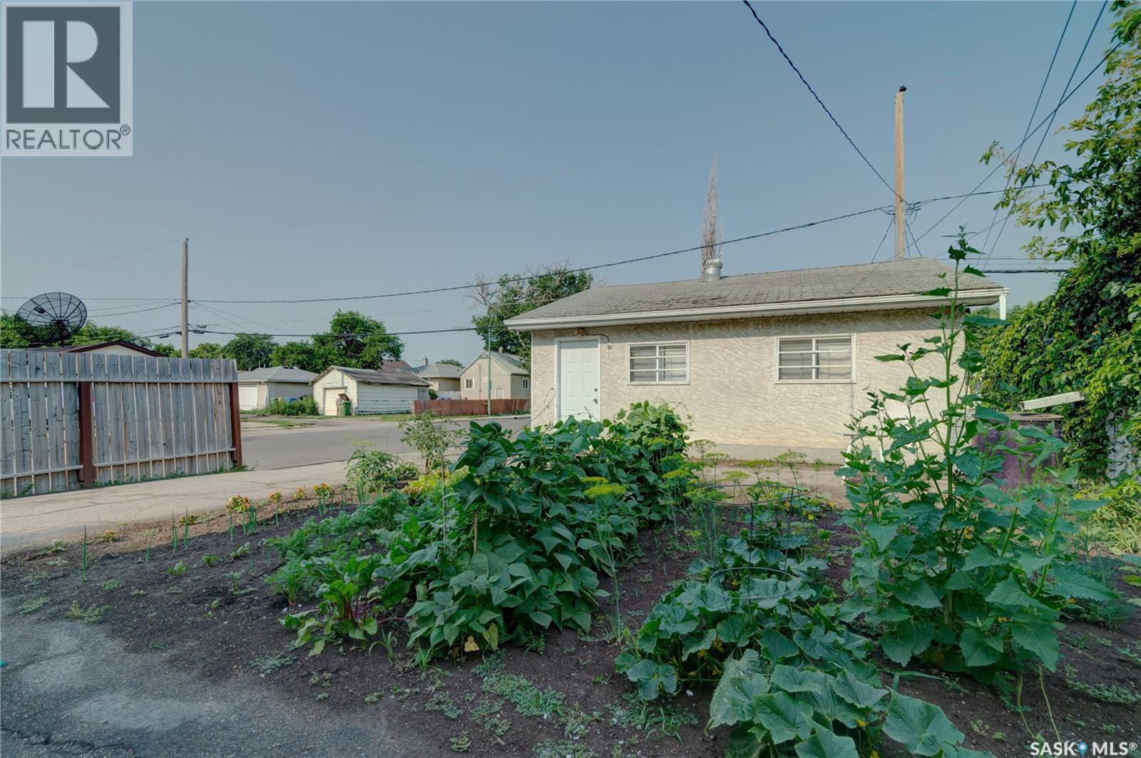 180 Osler Street, Regina, Saskatchewan  S4R 1V2 - Photo 27 - SK044159