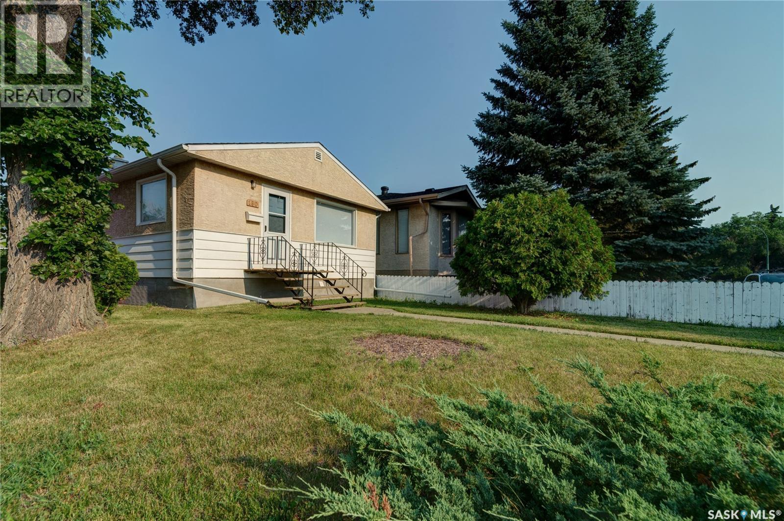 180 Osler Street, Regina, Saskatchewan  S4R 1V2 - Photo 3 - SK044159